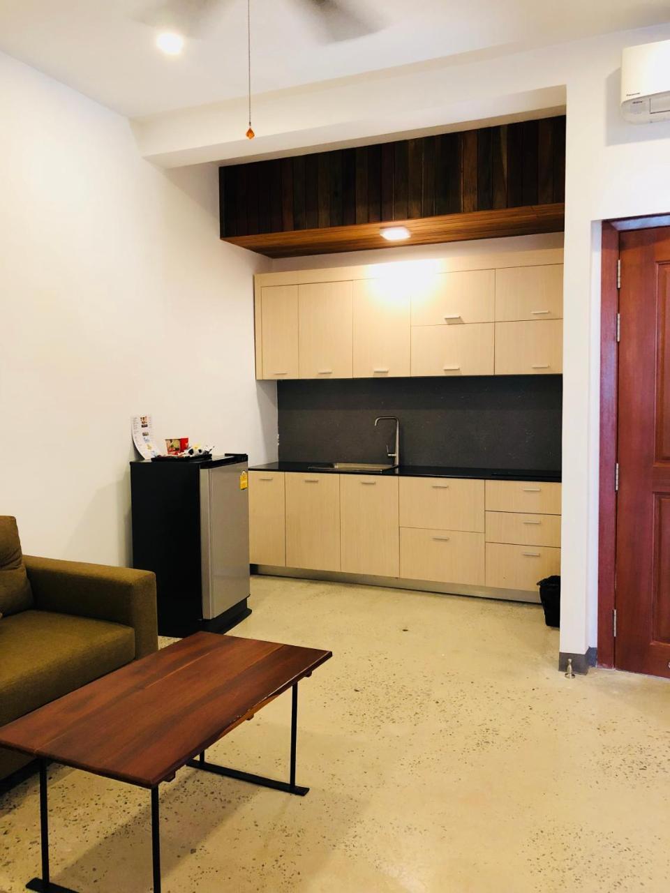 Phimean Home Suite Siem Reap Bagian luar foto