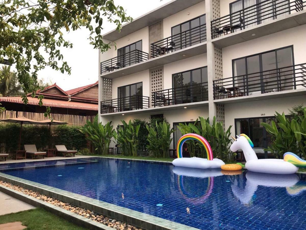 Phimean Home Suite Siem Reap Bagian luar foto