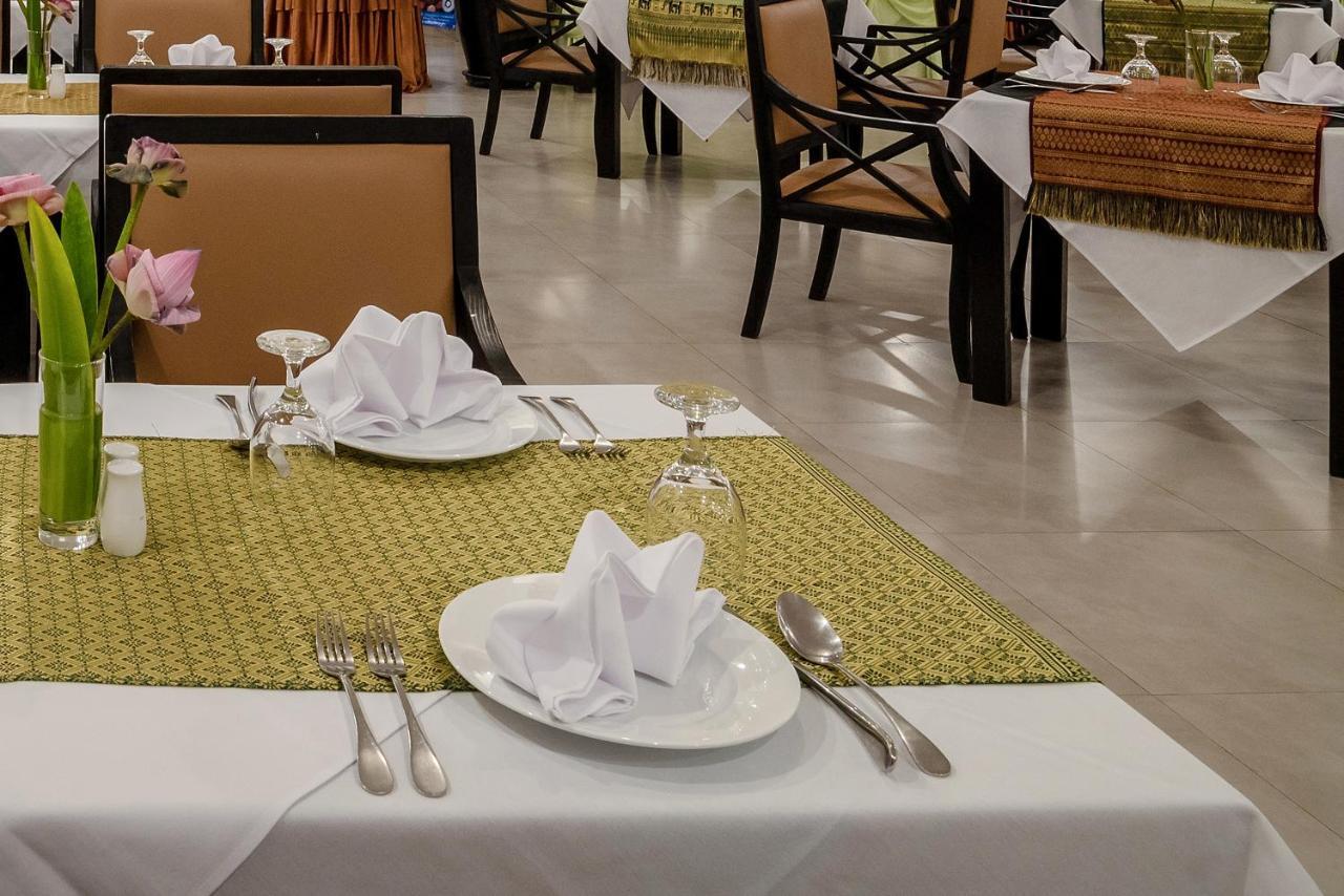 Phimean Home Suite Siem Reap Bagian luar foto
